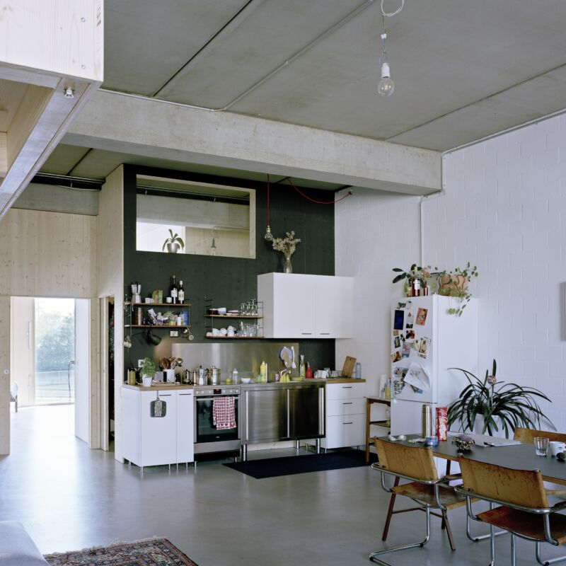 Kuenstleratelier Erlenmatt Ost 204 002 Barbara Buehler